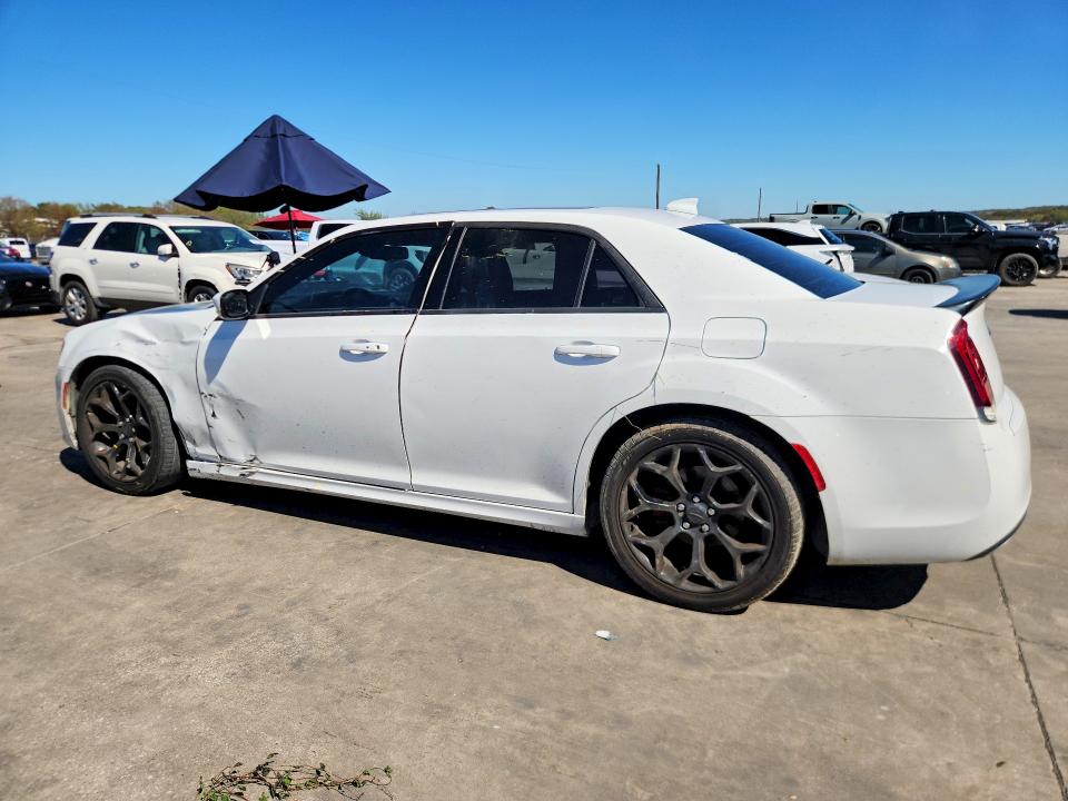 2018 Chrysler 300 მანქანა იყიდება აუქციონზე, vin: 2C3CCABG2JH243654, აუქციონის ნომერი: 71772156