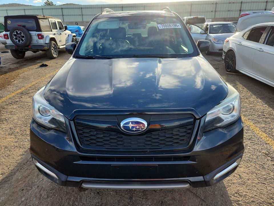 70806196 :رقم المزاد ، JF2SJARC4JH421913 vin ، 2018 Subaru Forester مزاد بيع