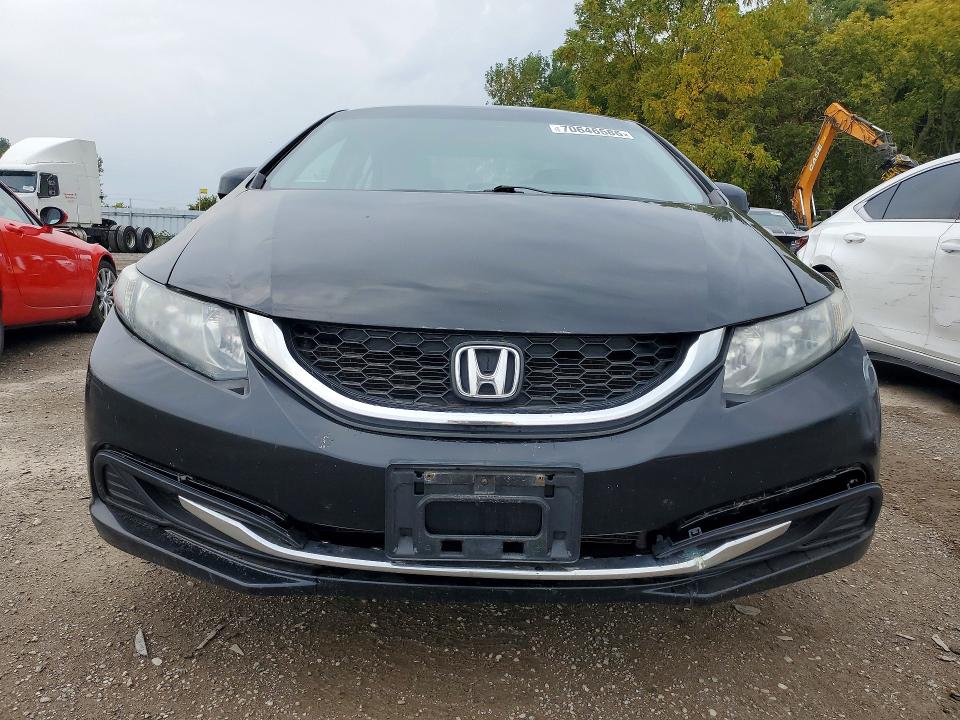 Продажа на аукционе авто 2013 Honda Civic, vin: 2HGFB2F45DH104609, номер лота: 70646586