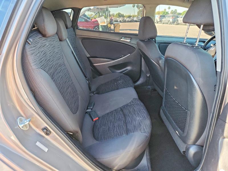 71428976 :رقم المزاد ، KMHCT5AE4HU359797 vin ، 2017 Hyundai Accent مزاد بيع