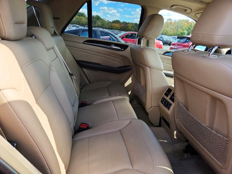 71207926 :رقم المزاد ، 4JGDA5HB7FA549372 vin ، 2015 Mercedes-benz Ml مزاد بيع