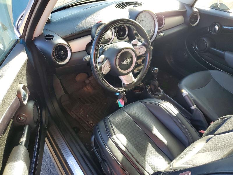 2009 Mini Cooper მანქანა იყიდება აუქციონზე, vin: WMWMF335X9TW70558, აუქციონის ნომერი: 73172696