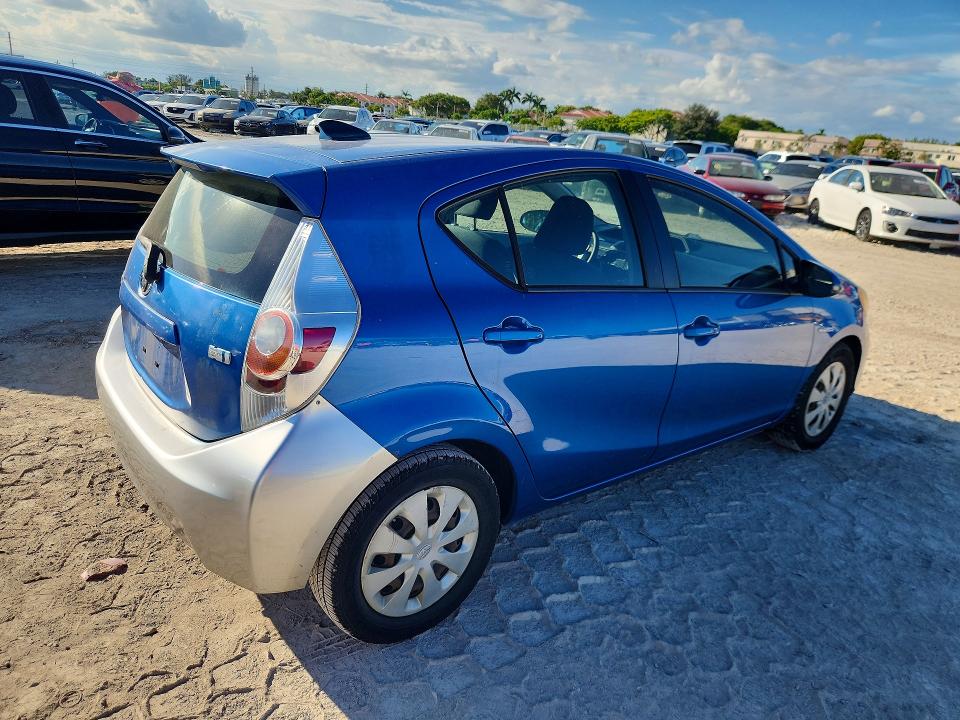 Aukcja sprzedaży 2012 Toyota Prius C, vin: JTDKDTB38C1009288, numer aukcji: 71899766