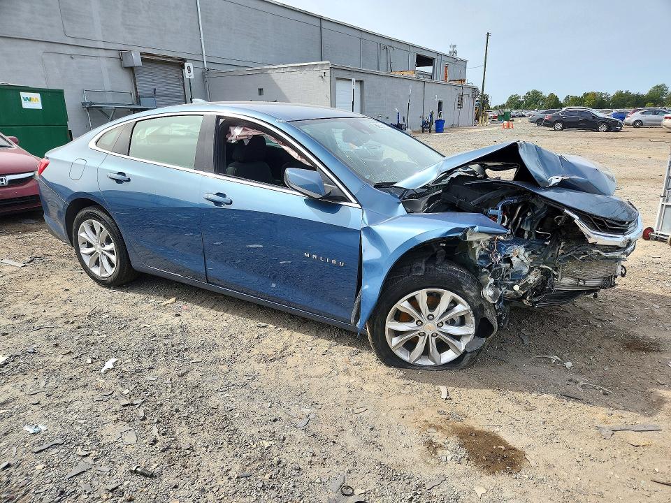 Продажа на аукционе авто 2025 Chevrolet Malibu, vin: 1G1ZD5ST6SF151241, номер лота: 72505026