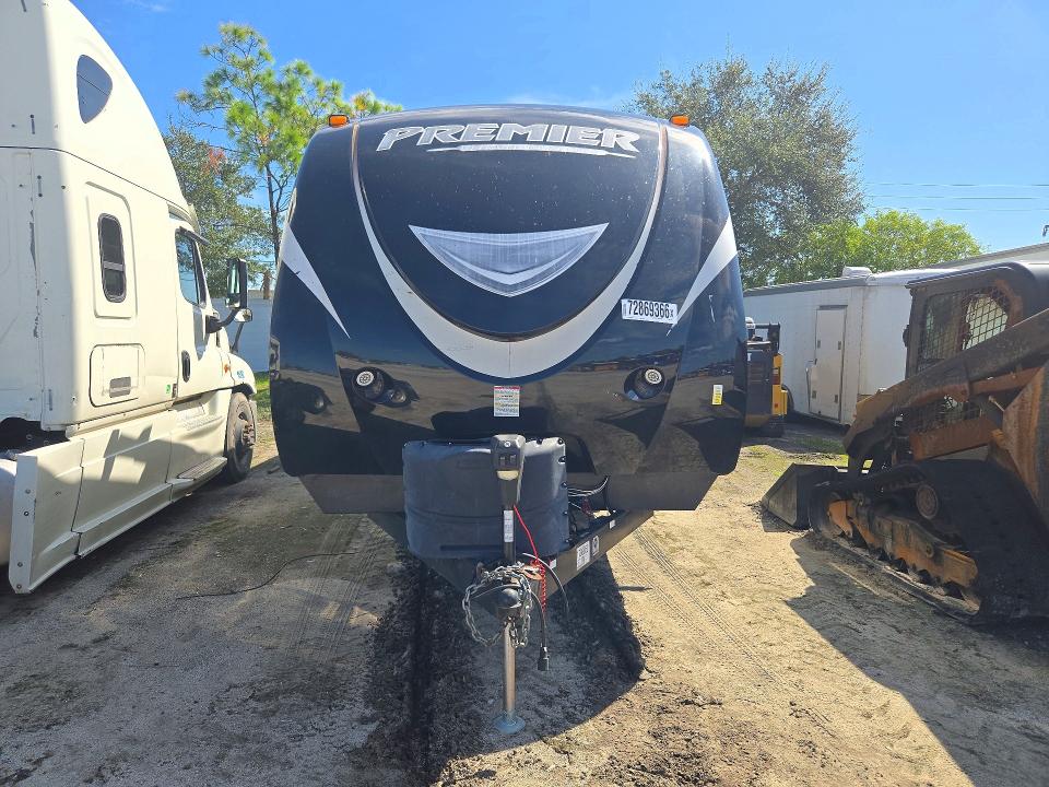 2015 Keystone Bullet Premier მანქანა იყიდება აუქციონზე, vin: 4YDT34B28FD424468, აუქციონის ნომერი: 72869366