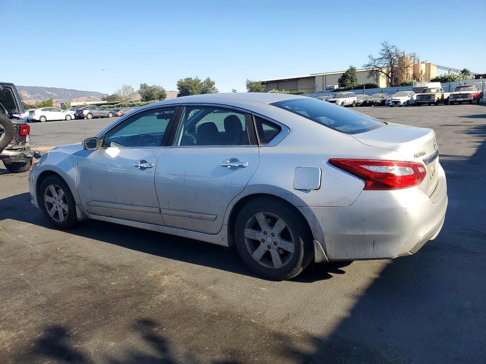 2016 Nissan Altima მანქანა იყიდება აუქციონზე, vin: 1N4AL3AP4GC178114, აუქციონის ნომერი: 71966956