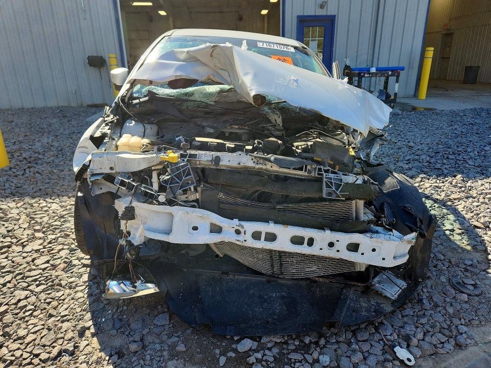 71671576 :رقم المزاد ، 1FADP3F22EL143275 vin ، 2014 Ford Focus مزاد بيع