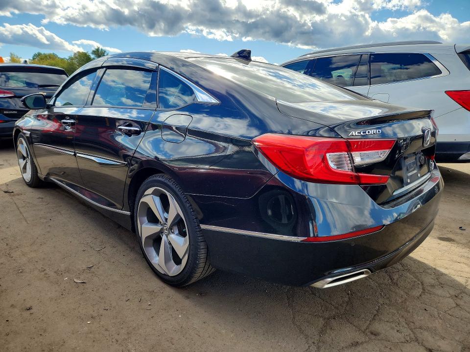 71623096 :رقم المزاد ، 1HGCV2F99JA004920 vin ، 2018 Honda Accord مزاد بيع