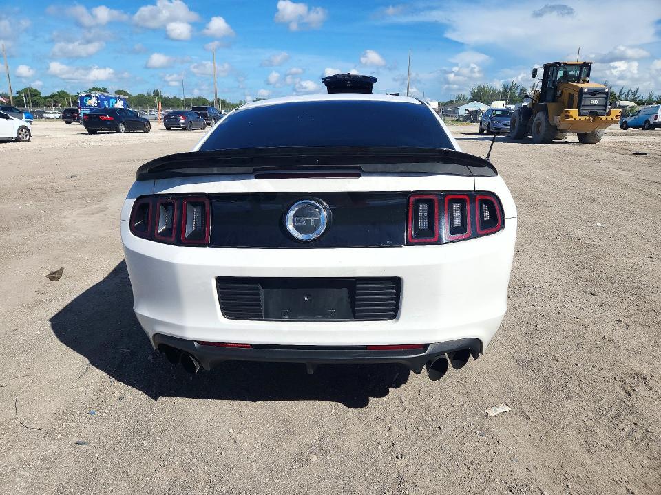 Продаж на аукціоні авто 2013 Ford Mustang, vin: 1ZVBP8CF2D5268492, номер лоту: 72518406