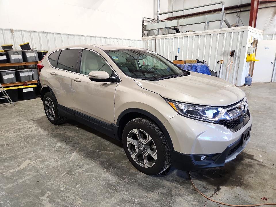 71321636 :رقم المزاد ، 5J6RW2H88JL025671 vin ، 2018 Honda Cr-v مزاد بيع