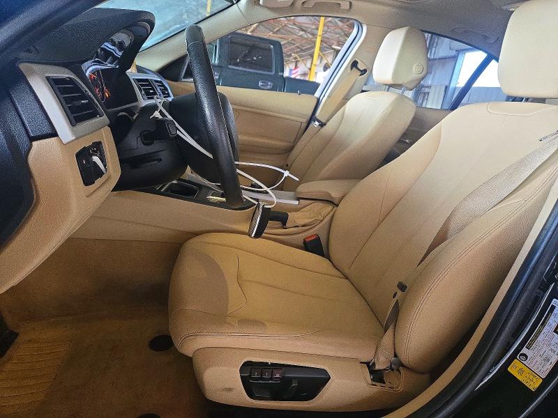 72404026 :رقم المزاد ، WBA3C1C51CF433875 vin ، 2012 Bmw 328 مزاد بيع