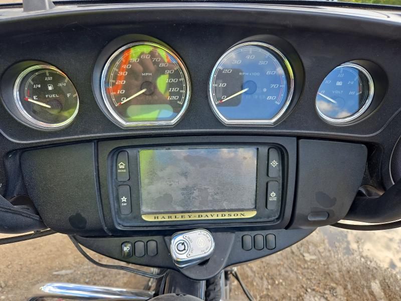 71916156 :رقم المزاد ، 1HD1FCM17FB699940 vin ، 2015 Harley-davidson Flhtcu مزاد بيع