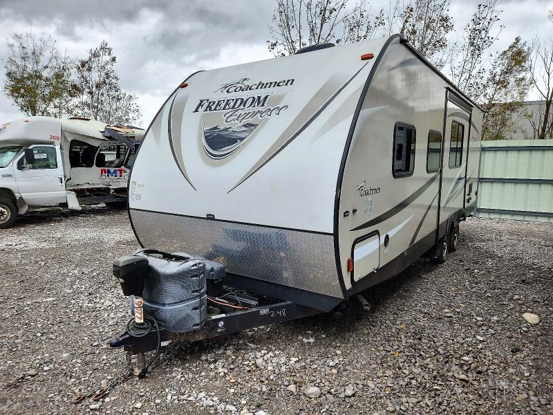 2016 Foresriver Freedom Express მანქანა იყიდება აუქციონზე, vin: 5ZT2FEPB3GA022363, აუქციონის ნომერი: 73038516
