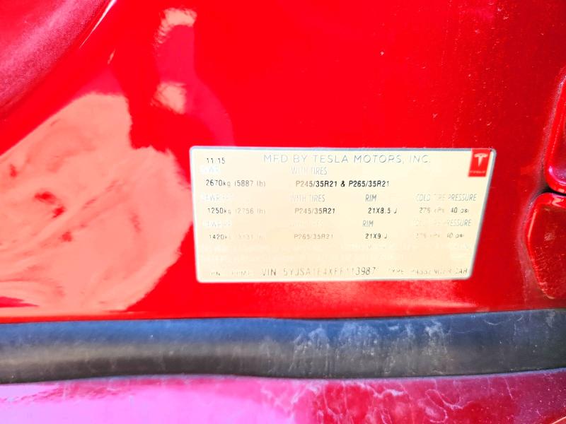 70314796 :رقم المزاد ، 5YJSA1E4XFF113987 vin ، 2015 Tesla Model S مزاد بيع