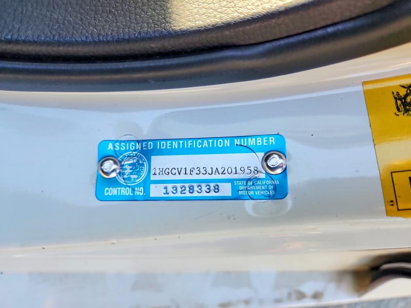 Продажа на аукционе авто 2018 Honda Accord, vin: 1HGCV1F33JA201958, номер лота: 56703526