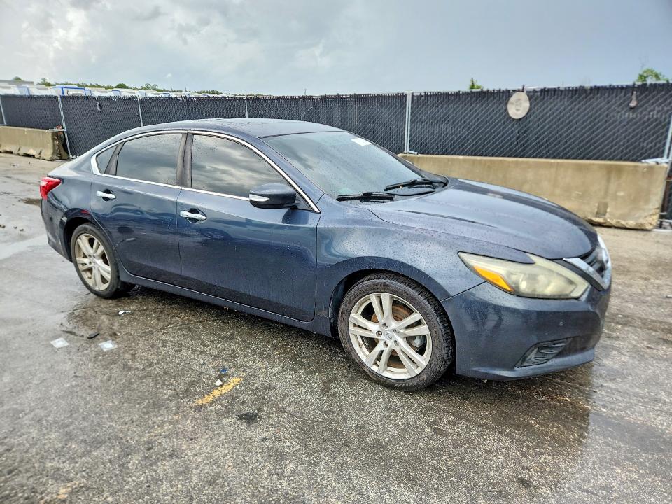 Продажа на аукционе авто 2016 Nissan Altima, vin: 1N4BL3APXGC110758, номер лота: 71606786