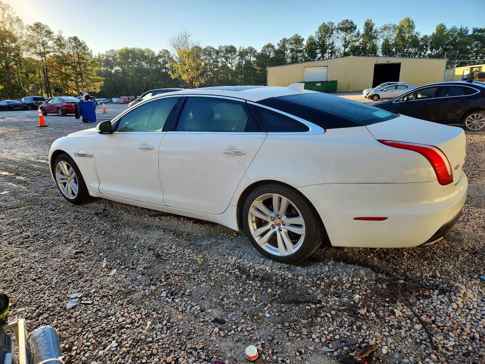 2016 Jaguar Xjl მანქანა იყიდება აუქციონზე, vin: SAJWJ2GD8G8V99450, აუქციონის ნომერი: 73870066