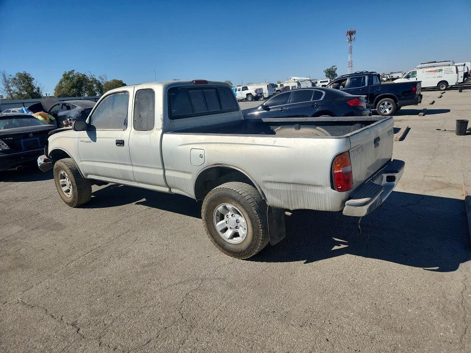68364076 :رقم المزاد ، 5TESN92N7YZ708538 vin ، 2000 Toyota Tacoma مزاد بيع