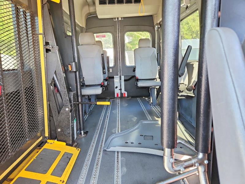 70597366 :رقم المزاد ، 1FTBW2XM2JKB53173 vin ، 2018 Ford Transit مزاد بيع