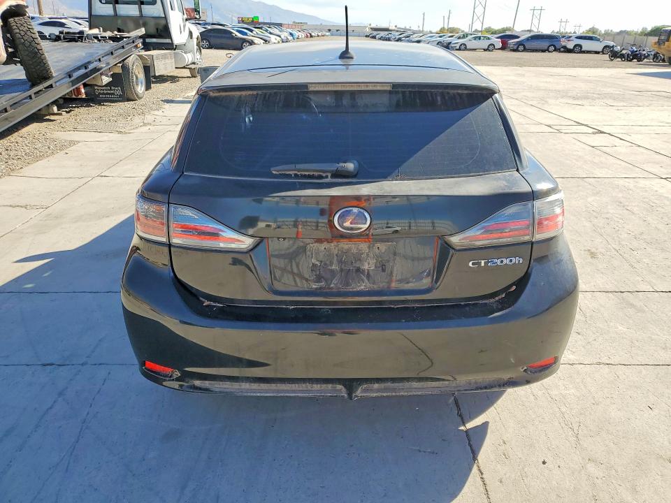2011 Lexus Ct მანქანა იყიდება აუქციონზე, vin: JTHKD5BH6B2030560, აუქციონის ნომერი: 70749516