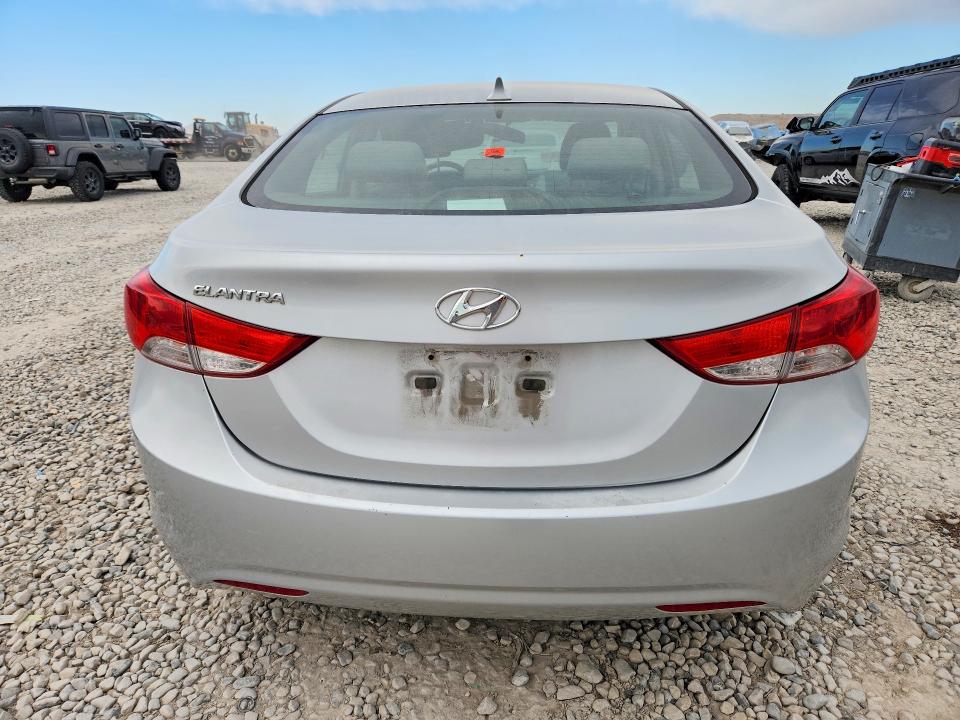 Продаж на аукціоні авто 2013 Hyundai Elantra, vin: KMHDH4AE4DU815629, номер лоту: 71855486