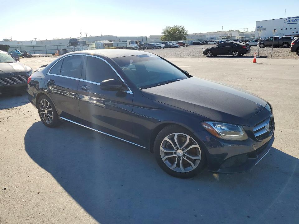 2015 Mercedes-benz C მანქანა იყიდება აუქციონზე, vin: 55SWF4JB0FU075306, აუქციონის ნომერი: 71980896