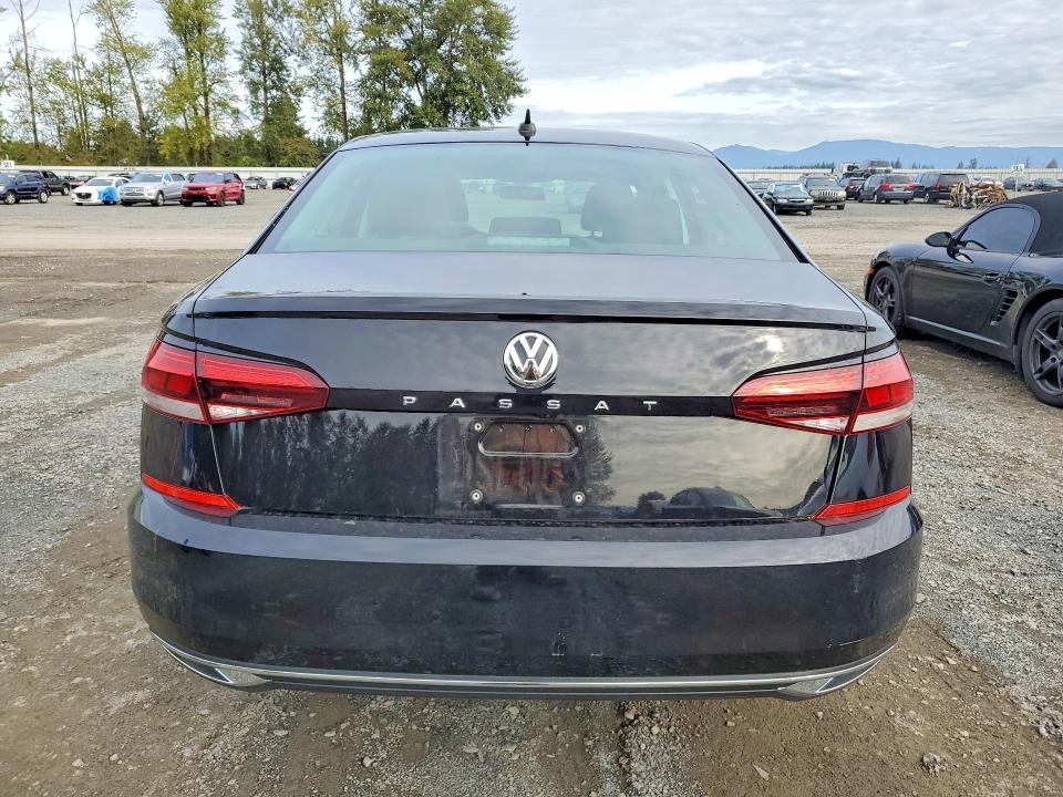 Продажа на аукционе авто 2020 Volkswagen Passat, vin: 1VWAA7A30LC007565, номер лота: 71225156