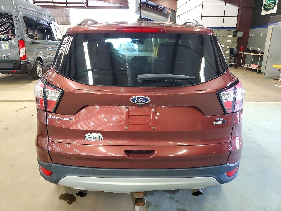 Продажа на аукционе авто 2018 Ford Escape, vin: 1FMCU9GD7JUB63846, номер лота: 72864986