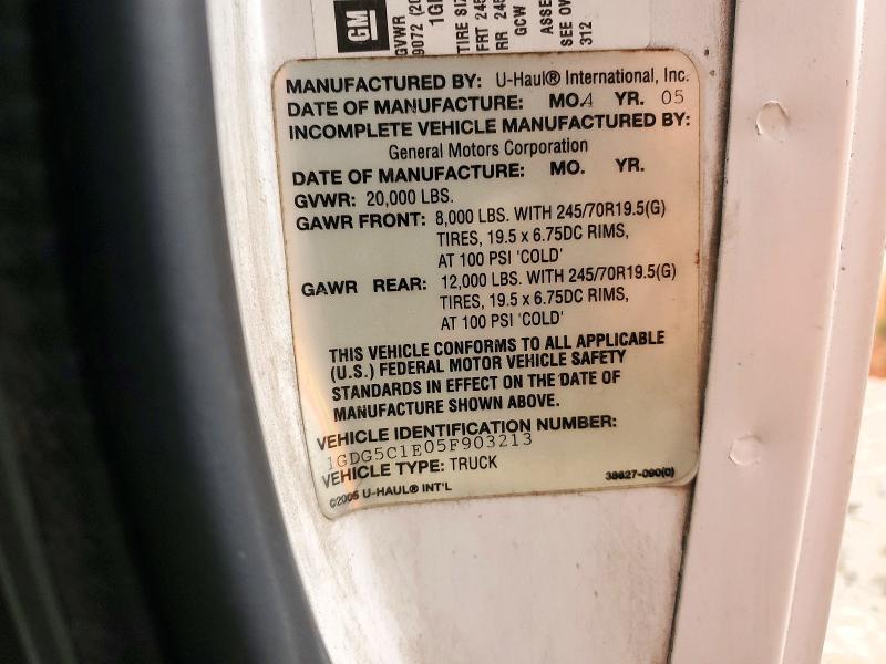 72202106 :رقم المزاد ، 1GDG5C1E05F903213 vin ، 2005 Gmc C5500 مزاد بيع