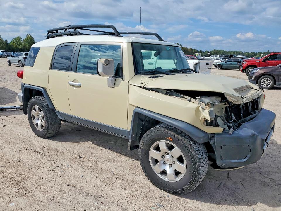 2008 Toyota Fj Cruiser მანქანა იყიდება აუქციონზე, vin: JTEZU11FX8K003455, აუქციონის ნომერი: 71534236