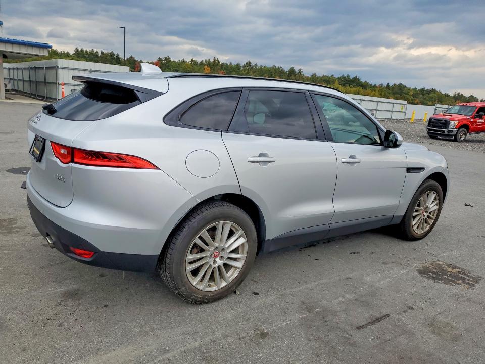 Продажа на аукционе авто 2017 Jaguar F-pace, vin: SADCK2BV9HA069095, номер лота: 71190756
