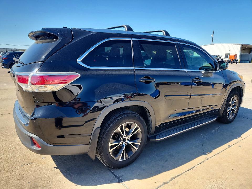 71844566 :رقم المزاد ، 5TDKKRFH0GS135751 vin ، 2016 Toyota Highlander مزاد بيع