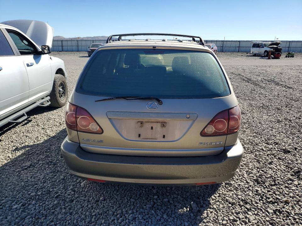 71035096 :رقم المزاد ، JT6HF10UXX0044020 vin ، 1999 Lexus Rx مزاد بيع