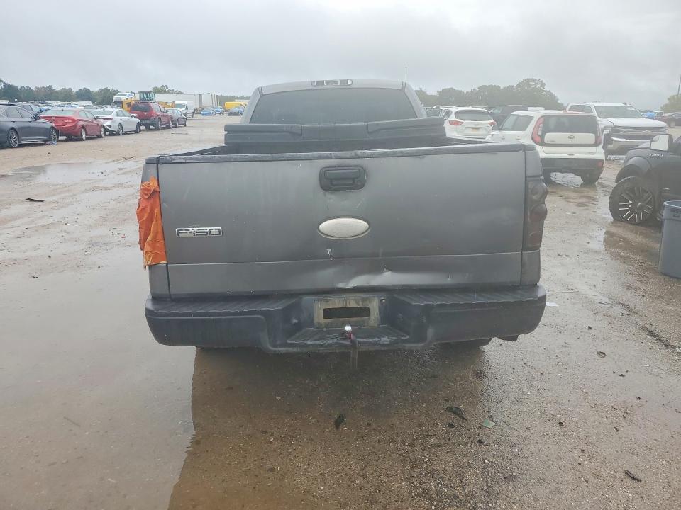 71393636 :رقم المزاد ، 1FTRF12256NA26020 vin ، 2006 Ford F150 مزاد بيع