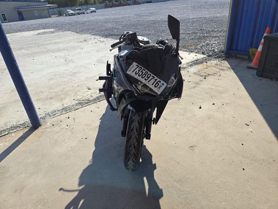 73589716 :رقم المزاد ، JKAEXEJ15JDA02341 vin ، 2018 Kawasaki Ex650 مزاد بيع