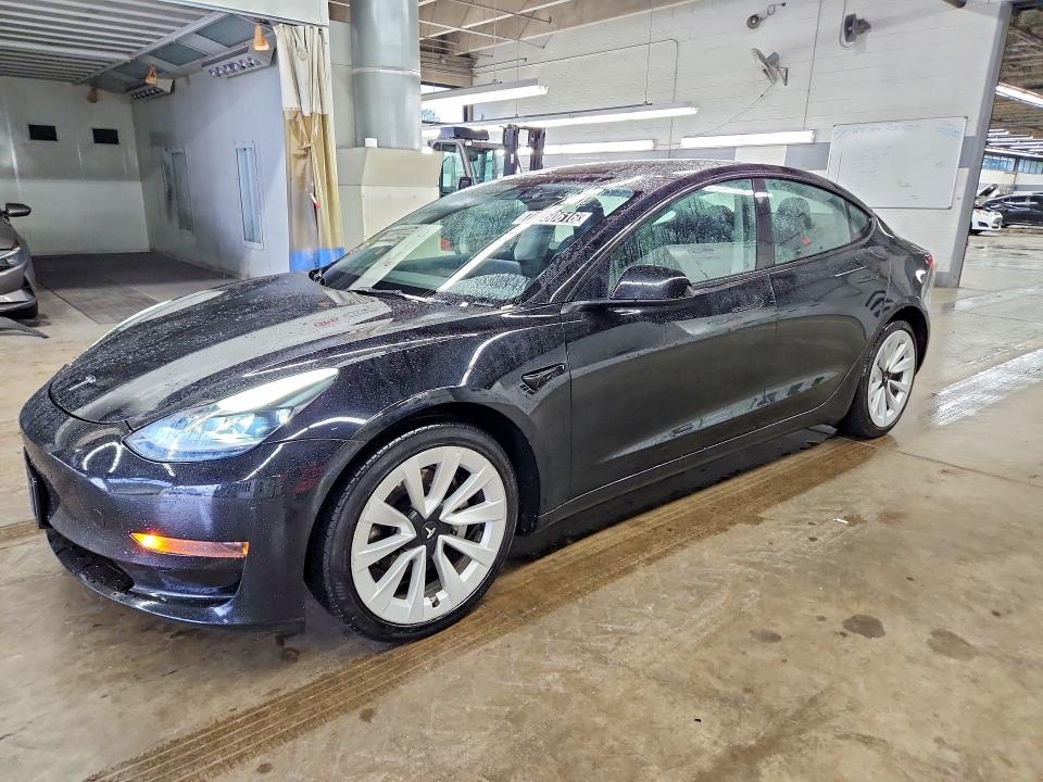 Продажа на аукционе авто 2023 Tesla Model 3, vin: 5YJ3E1EA1PF438902, номер лота: 71460616