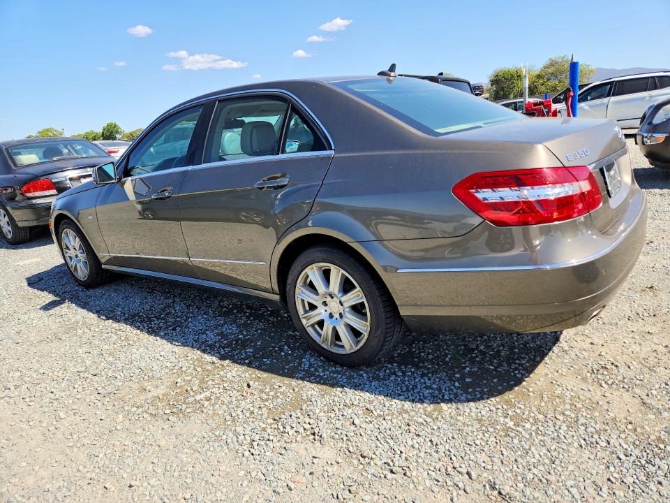 2012 Mercedes-benz E მანქანა იყიდება აუქციონზე, vin: WDDHF5KB9CA554896, აუქციონის ნომერი: 71397396