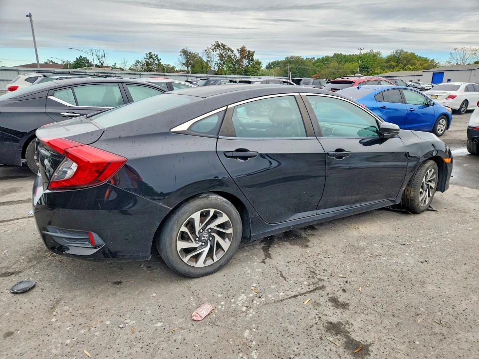 2016 Honda Civic მანქანა იყიდება აუქციონზე, vin: 2HGFC2F84GH500826, აუქციონის ნომერი: 71578106