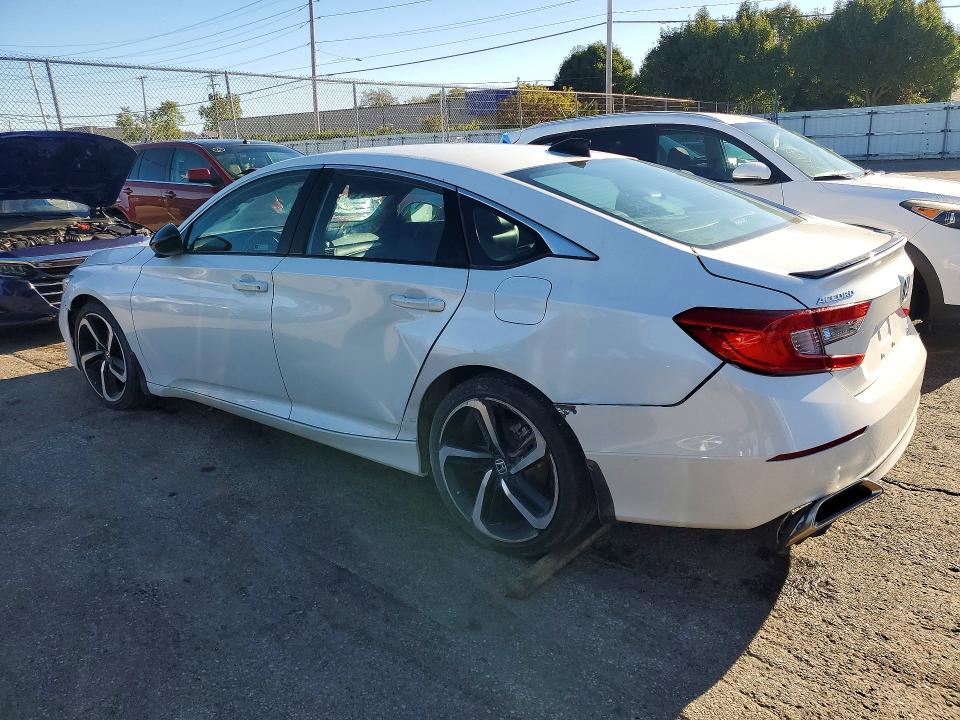 70980996 :رقم المزاد ، 1HGCV1F3XNA119327 vin ، 2022 Honda Accord مزاد بيع