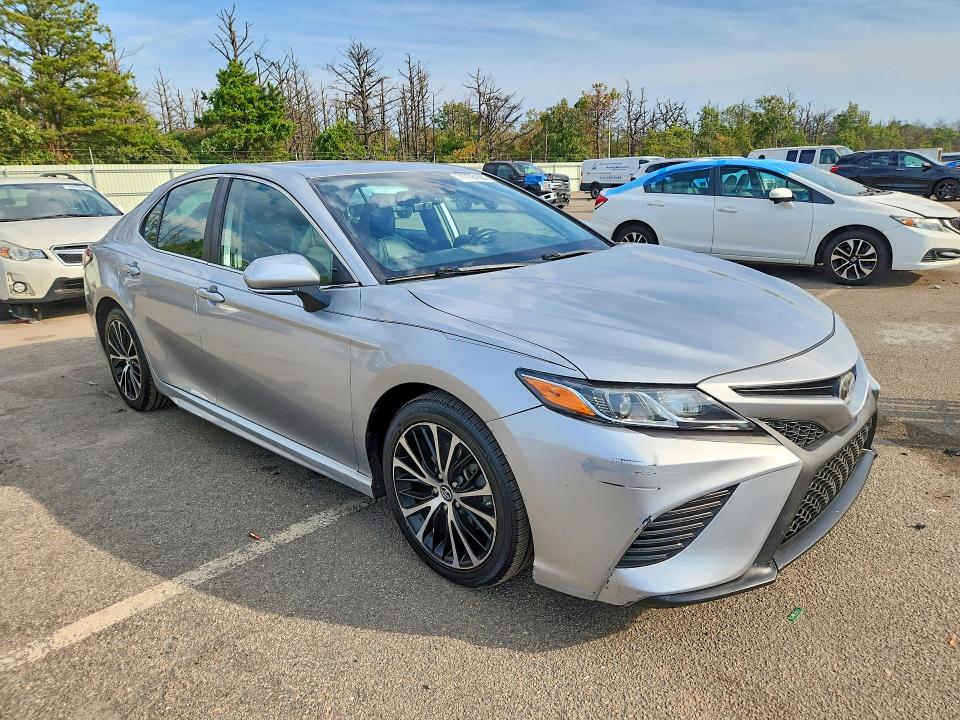 Продажа на аукционе авто 2019 Toyota Camry, vin: 4T1B11HK4KU746105, номер лота: 71778106