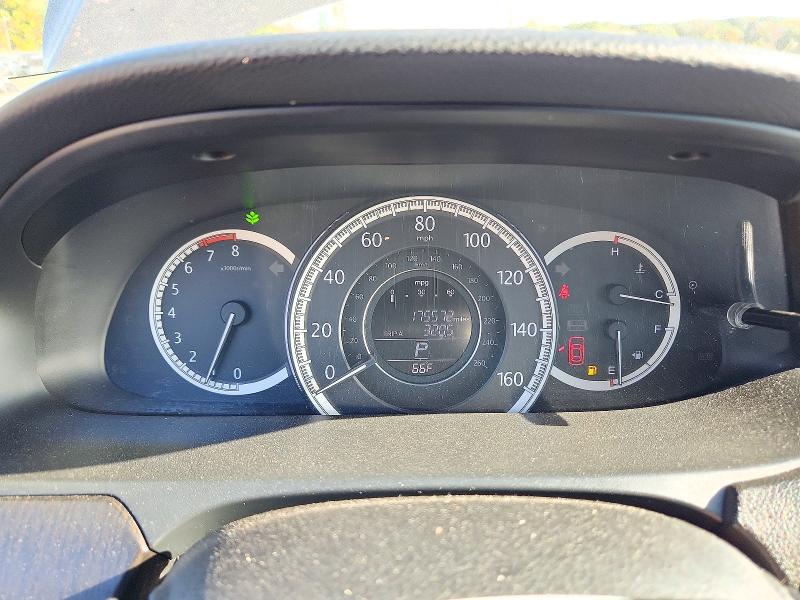 2015 Honda Accord მანქანა იყიდება აუქციონზე, vin: 1HGCR3F8XFA036686, აუქციონის ნომერი: 72324036
