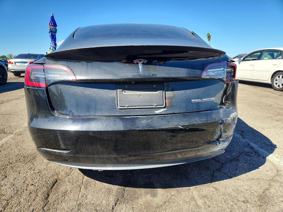 Продажа на аукционе авто 2021 Tesla Model 3, vin: 5YJ3E1EC6MF936221, номер лота: 72710626