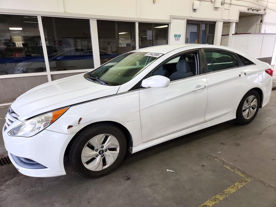 Продажа на аукционе авто 2014 Hyundai Sonata, vin: 5NPEB4AC0EH824171, номер лота: 72442996