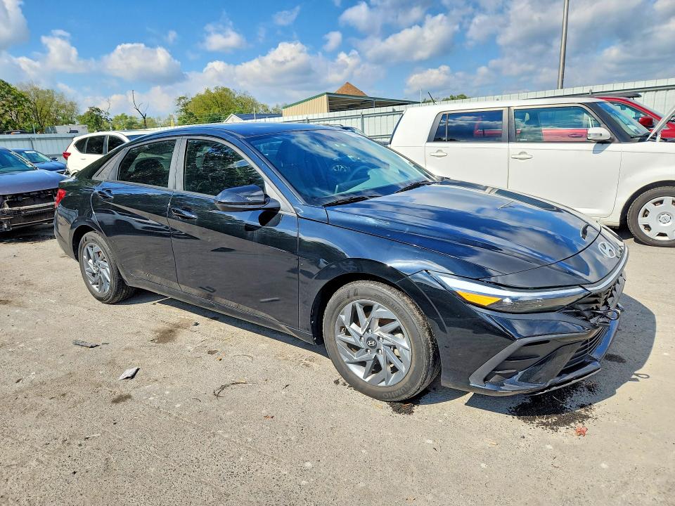 2024 Hyundai Elantra მანქანა იყიდება აუქციონზე, vin: KMHLM4DJ8RU110730, აუქციონის ნომერი: 71169436