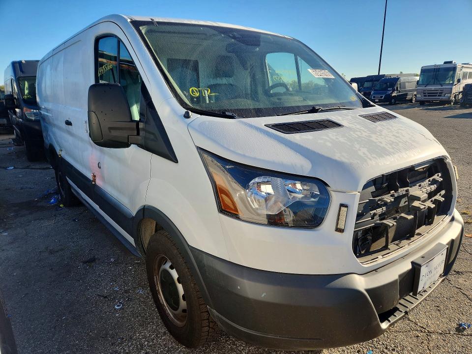 69455166 :رقم المزاد ، 1FTYE1ZMXHKA77474 vin ، 2017 Ford Transit مزاد بيع