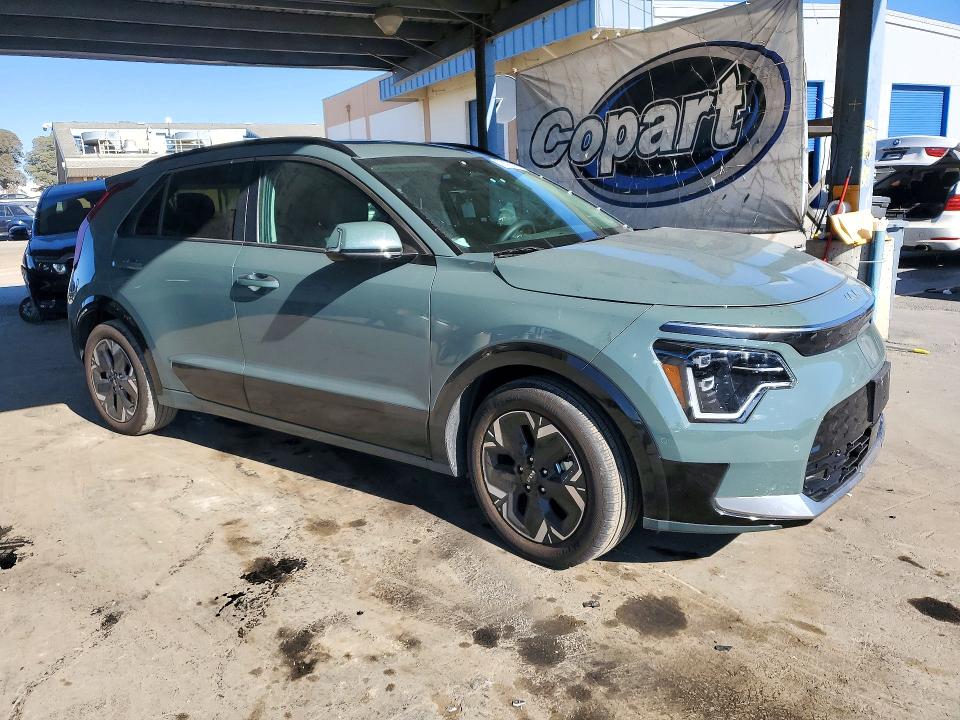 2025 Kia Niro მანქანა იყიდება აუქციონზე, vin: KNDCT3L1XS5140086, აუქციონის ნომერი: 72199296