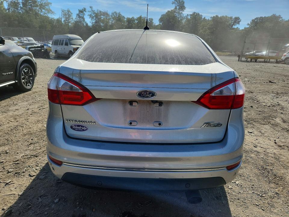 2015 Ford Fiesta მანქანა იყიდება აუქციონზე, vin: 3FADP4CJ4FM212596, აუქციონის ნომერი: 70718876