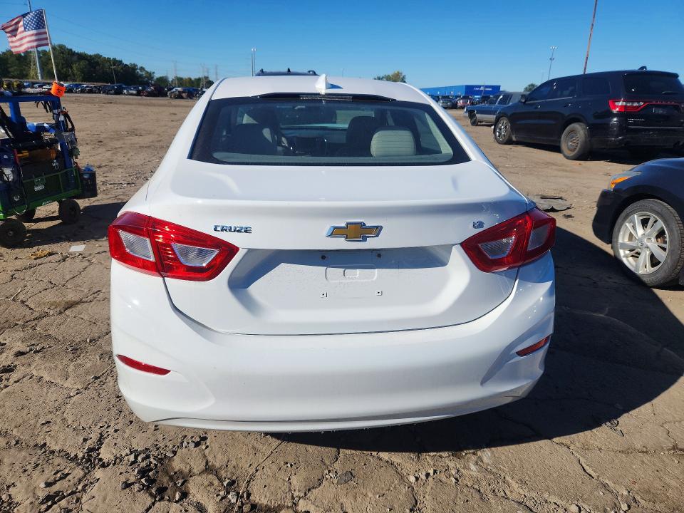 2016 Chevrolet Cruze მანქანა იყიდება აუქციონზე, vin: 1G1BE5SM5G7311831, აუქციონის ნომერი: 71274816