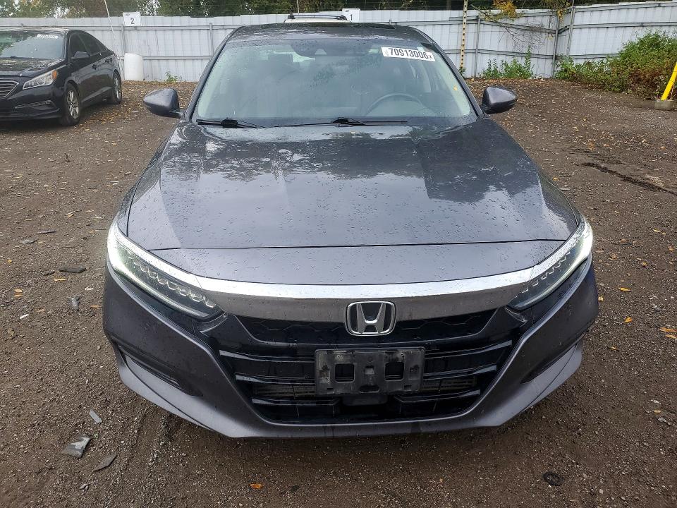 Продажа на аукционе авто 2018 Honda Accord, vin: 1HGCV2F93JA801471, номер лота: 70913006