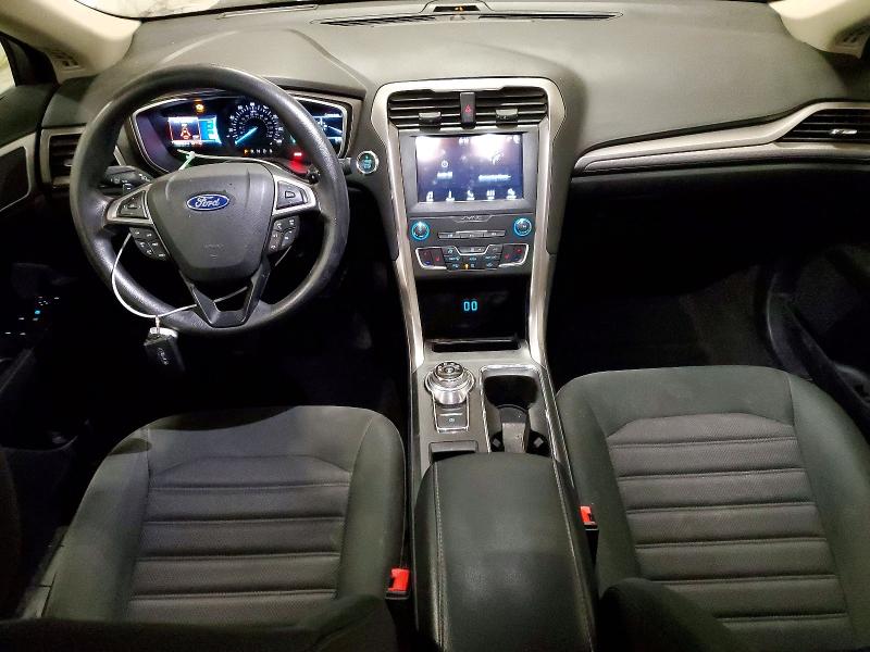 72450786 :رقم المزاد ، 3FA6P0T90KR217606 vin ، 2019 Ford Fusion مزاد بيع